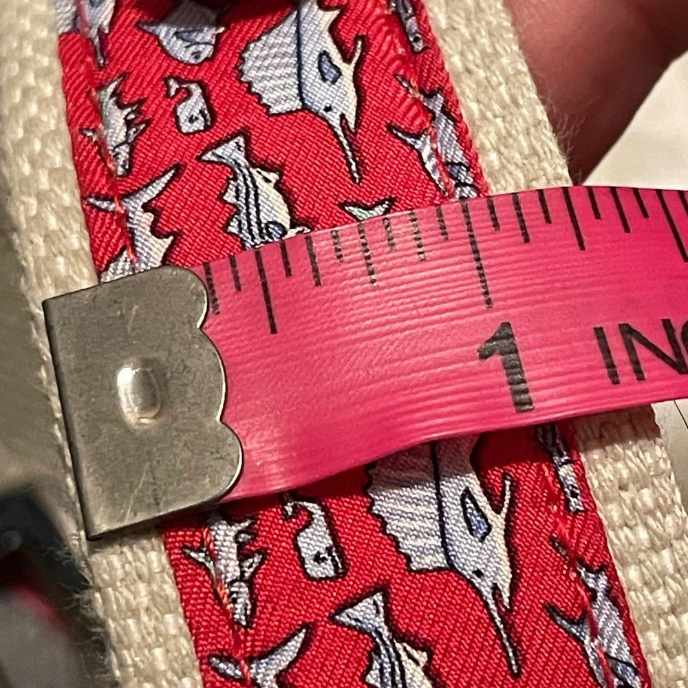 Vineyard Vines excellent vineyard